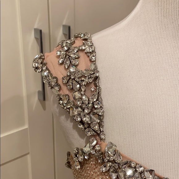 Sherri Hill pink embellished evening gown size 2 - Picture 4 of 16